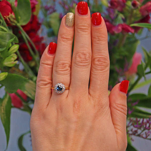 Ellibelle Jewellery Vintage 1970s Sapphire & Diamond Cluster Ring