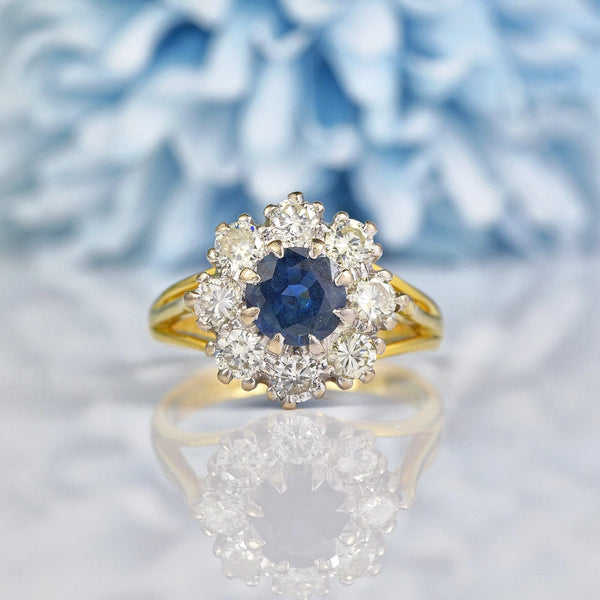 Ellibelle Jewellery VINTAGE 1970S SAPPHIRE & DIAMOND ROUND CLUSTER RING