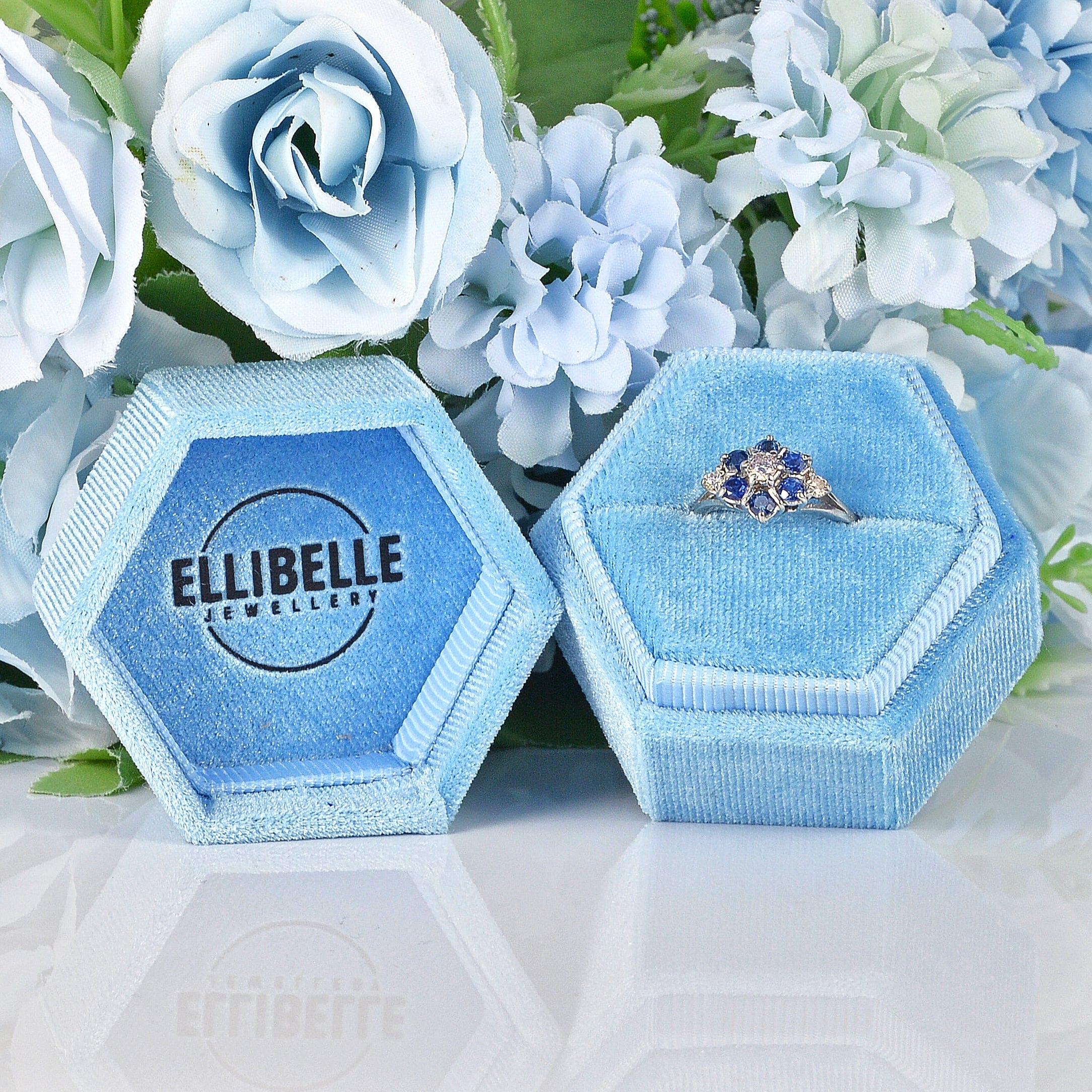 Ellibelle Jewellery Vintage 1970s Sapphire & Diamond White Gold Cluster Ring