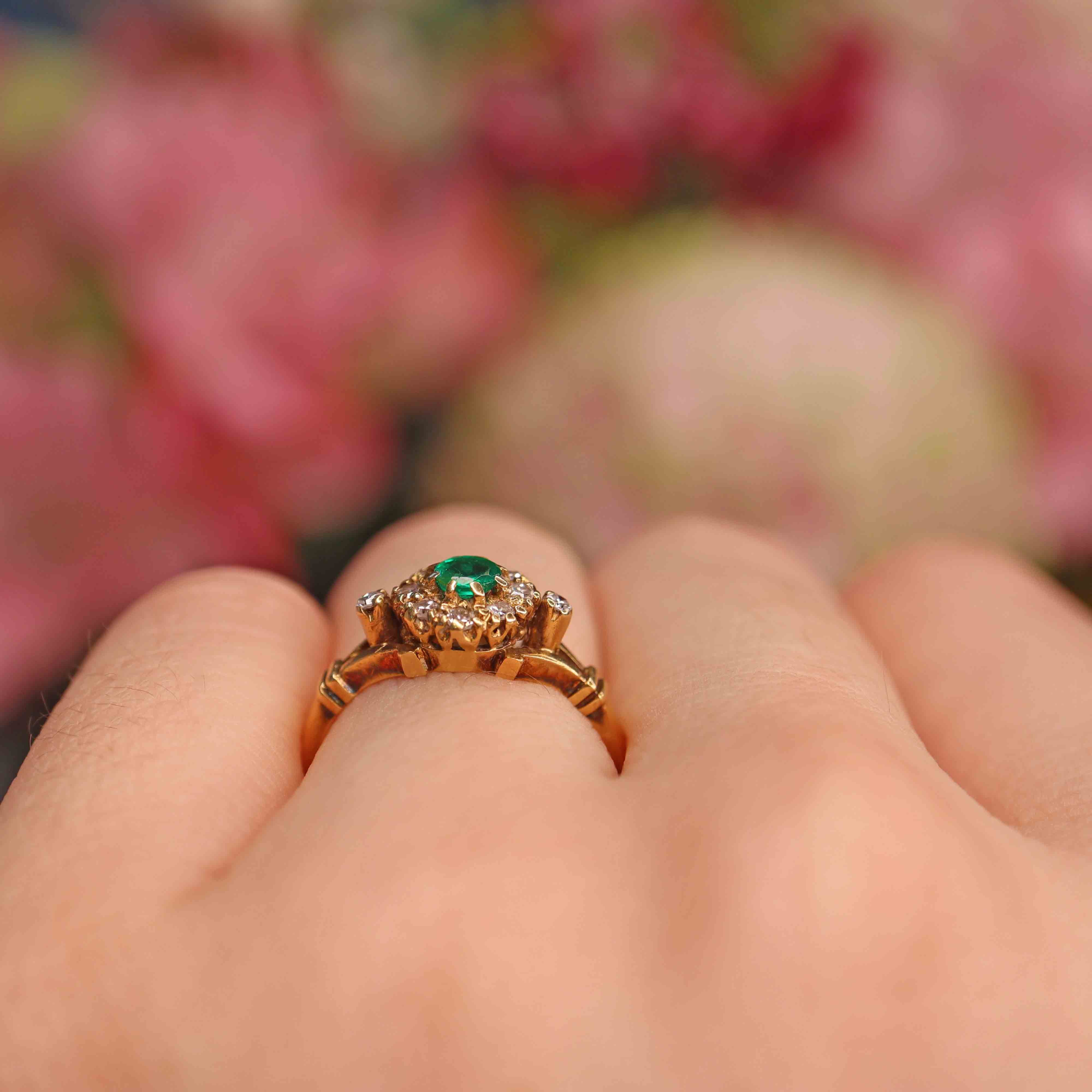 Ellibelle Jewellery Vintage 1974 Emerald & Diamond 18ct Gold Cluster Ring