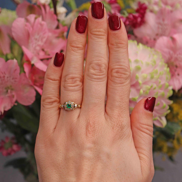 Ellibelle Jewellery Vintage 1974 Emerald & Diamond 18ct Gold Cluster Ring