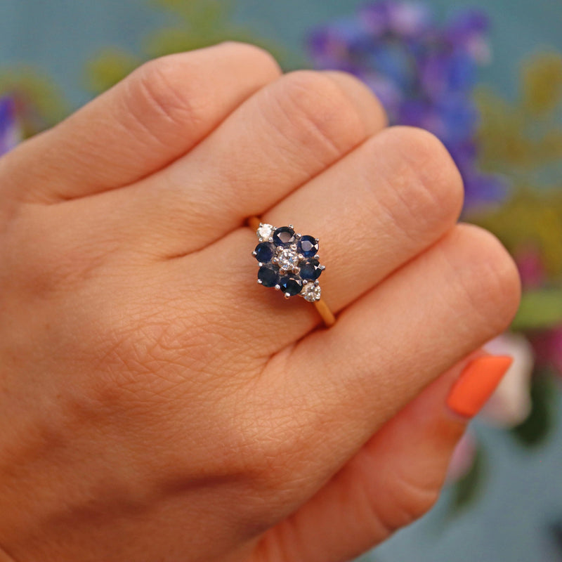 Ellibelle Jewellery Vintage 1975 Blue Sapphire & Diamond Gold Cluster Ring