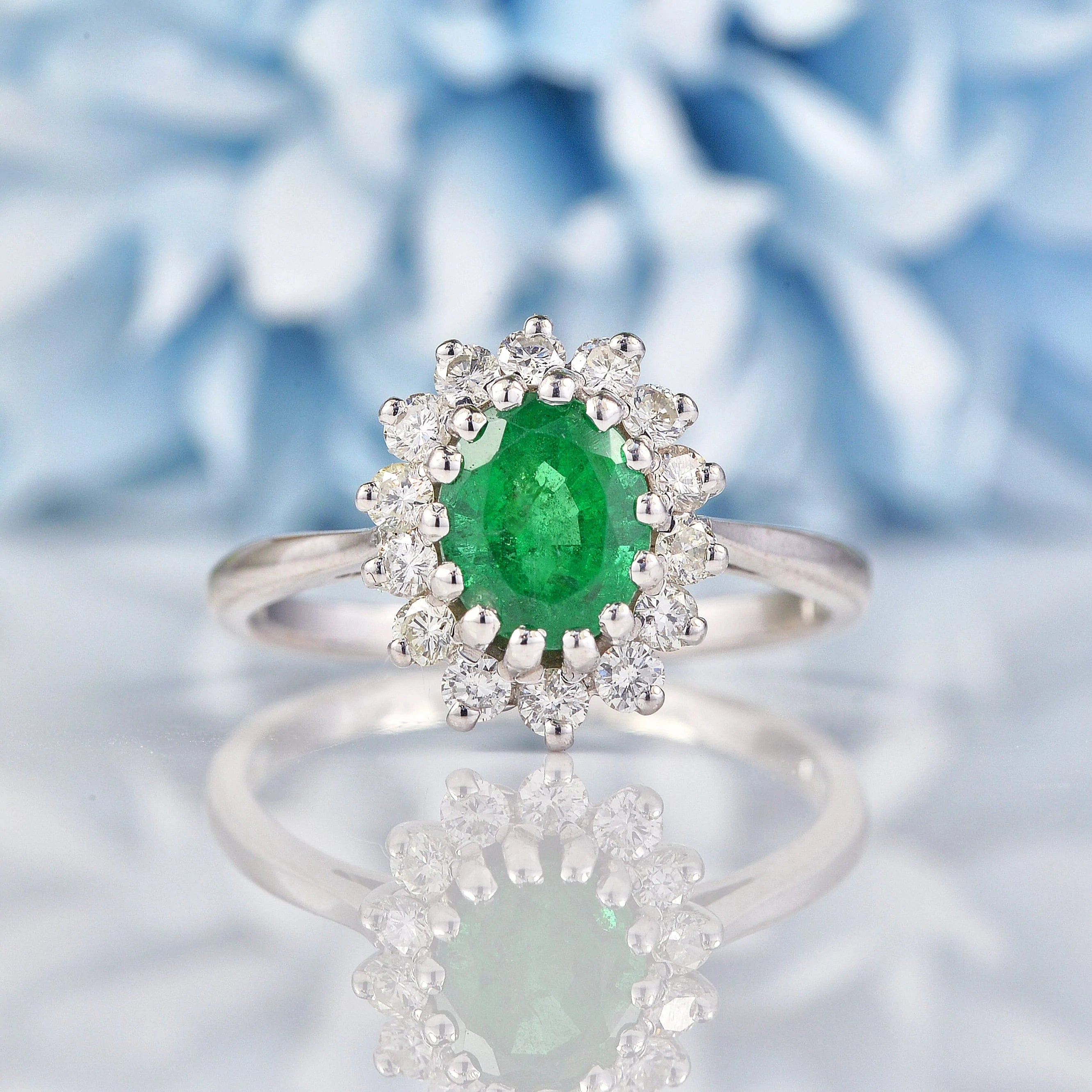 Ellibelle Jewellery Vintage 1980 Emerald & Diamond 18ct White Gold Cluster Ring