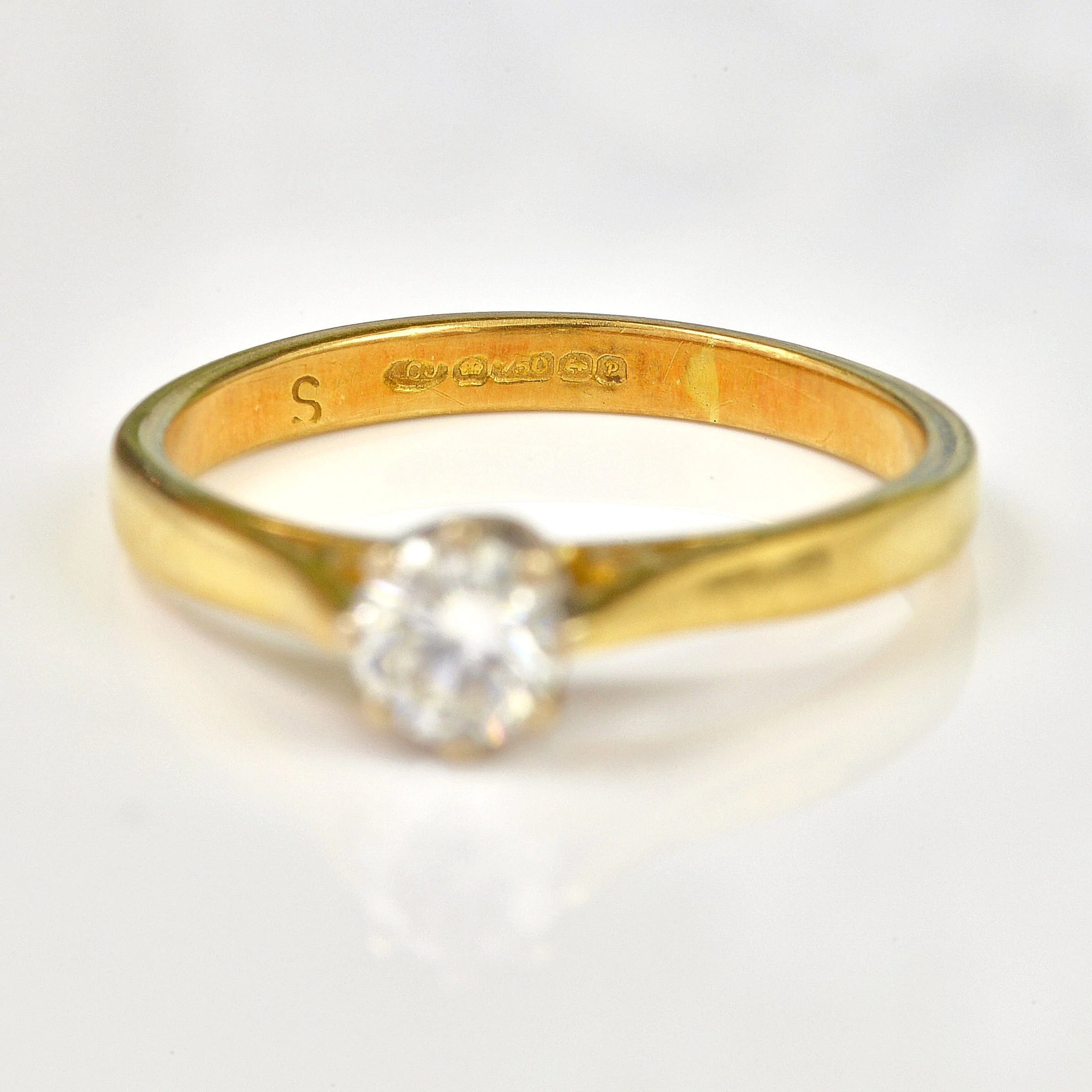 Ellibelle Jewellery Vintage 1980s Diamond 18ct Gold Engagement Ring (0.30ct)