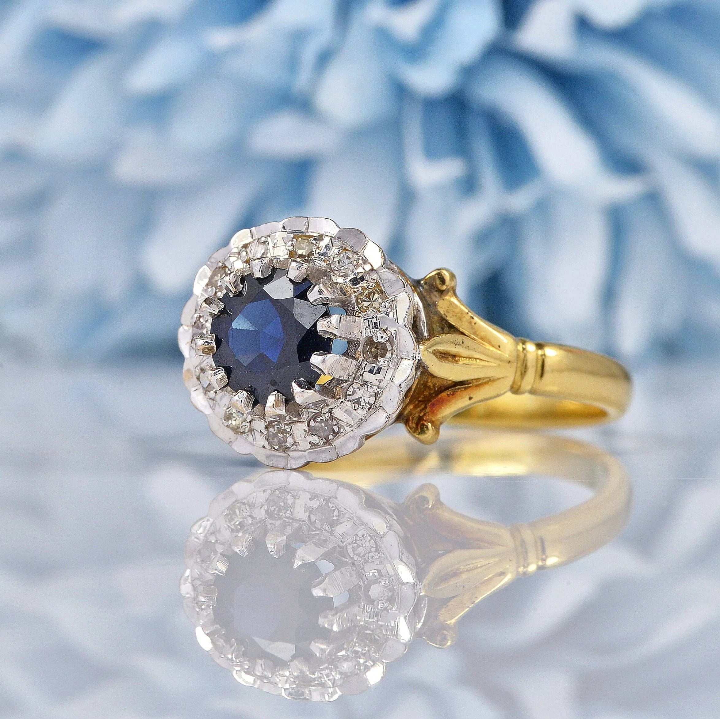 Vintage 1980s Sapphire Diamond 18ct Gold Ring
