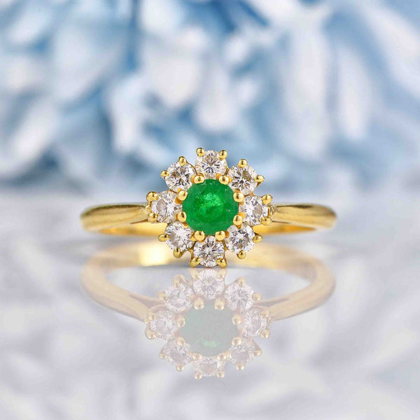Ellibelle Jewellery Vintage 1985 Emerald & Diamond 18ct Gold Daisy Cluster Ring