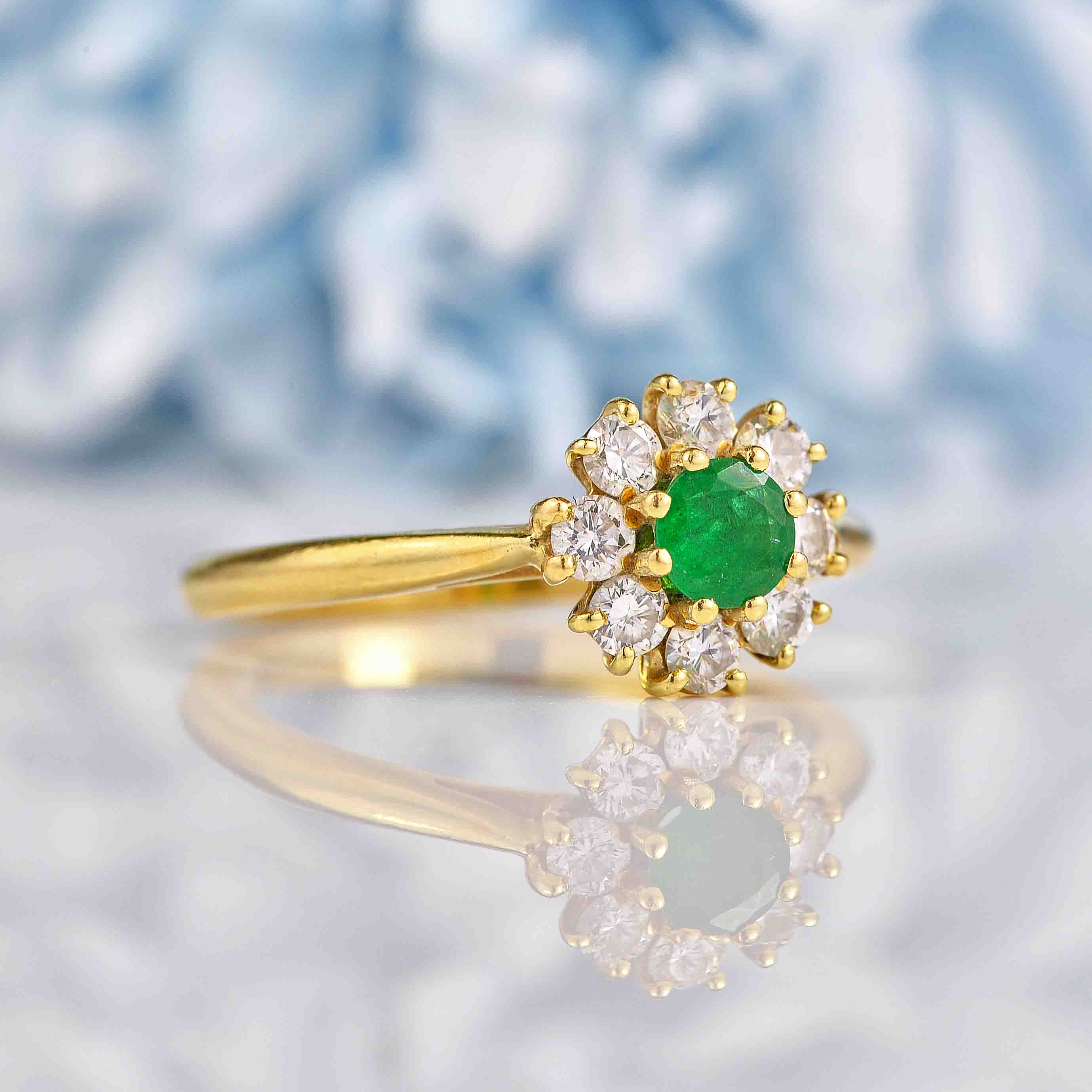 Ellibelle Jewellery Vintage 1985 Emerald & Diamond 18ct Gold Daisy Cluster Ring