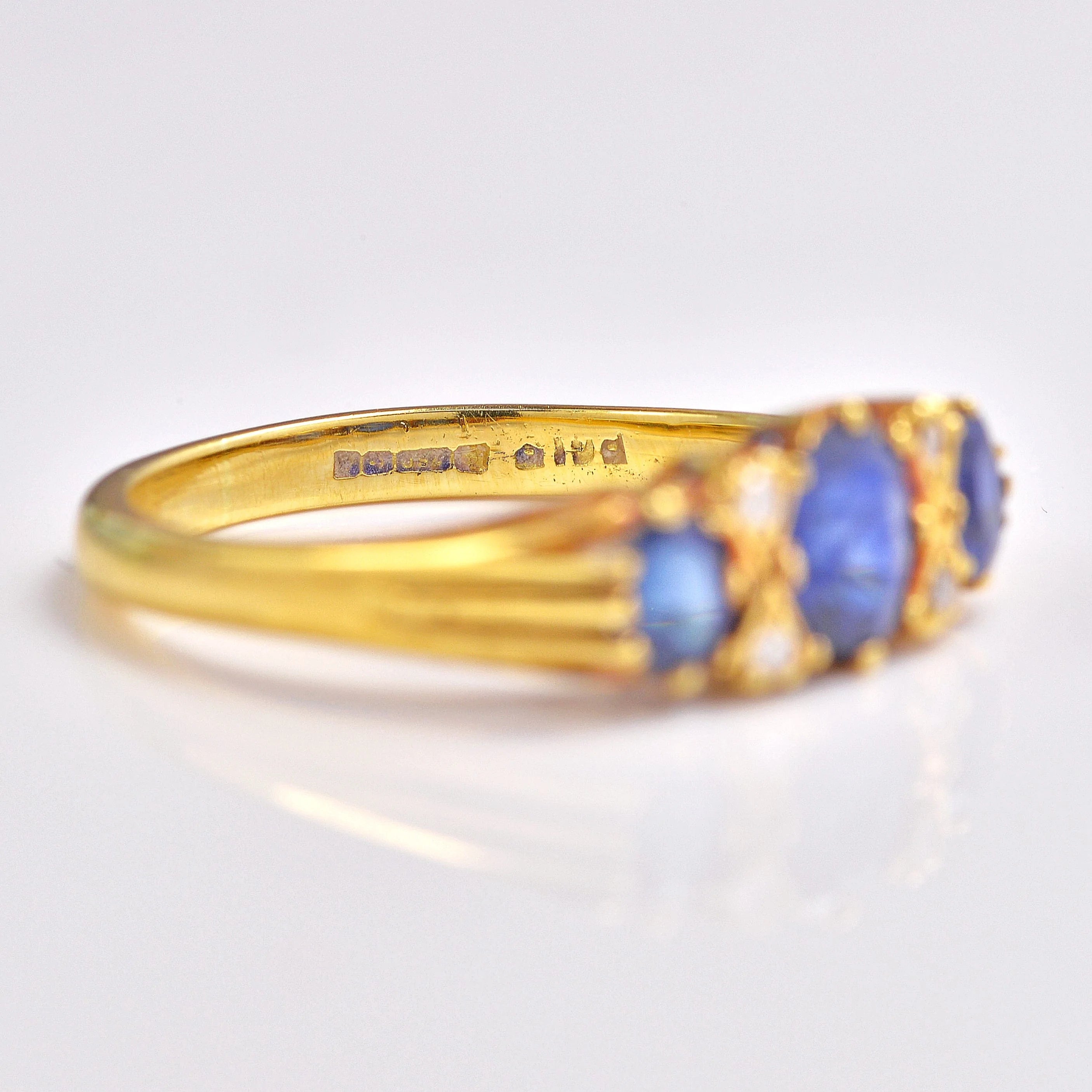 Ellibelle Jewellery Vintage 1985 Sapphire & Diamond 18ct Gold Ring