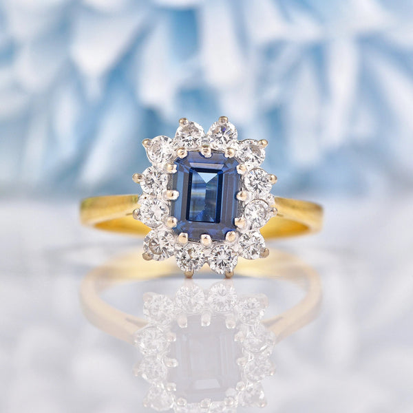 Ellibelle Jewellery Vintage 1986 Teal Sapphire & Diamond 18ct Gold Cluster Ring