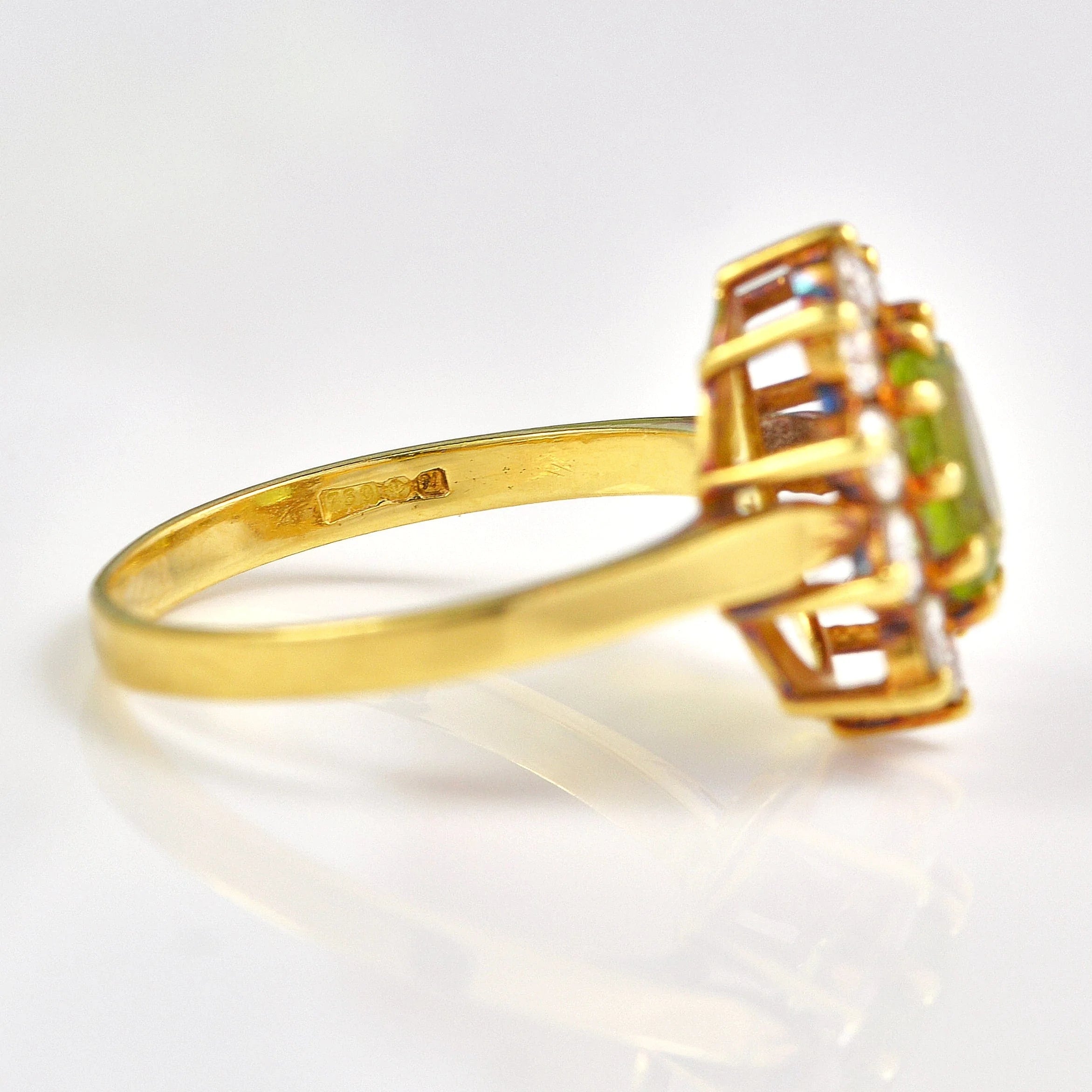 Ellibelle Jewellery Vintage 1987 Peridot & Diamond 18ct Gold Cluster Ring