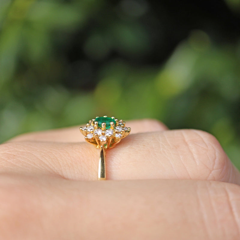 Ellibelle Jewellery Vintage 1989 Emerald & Diamond 18ct Gold Cluster Ring