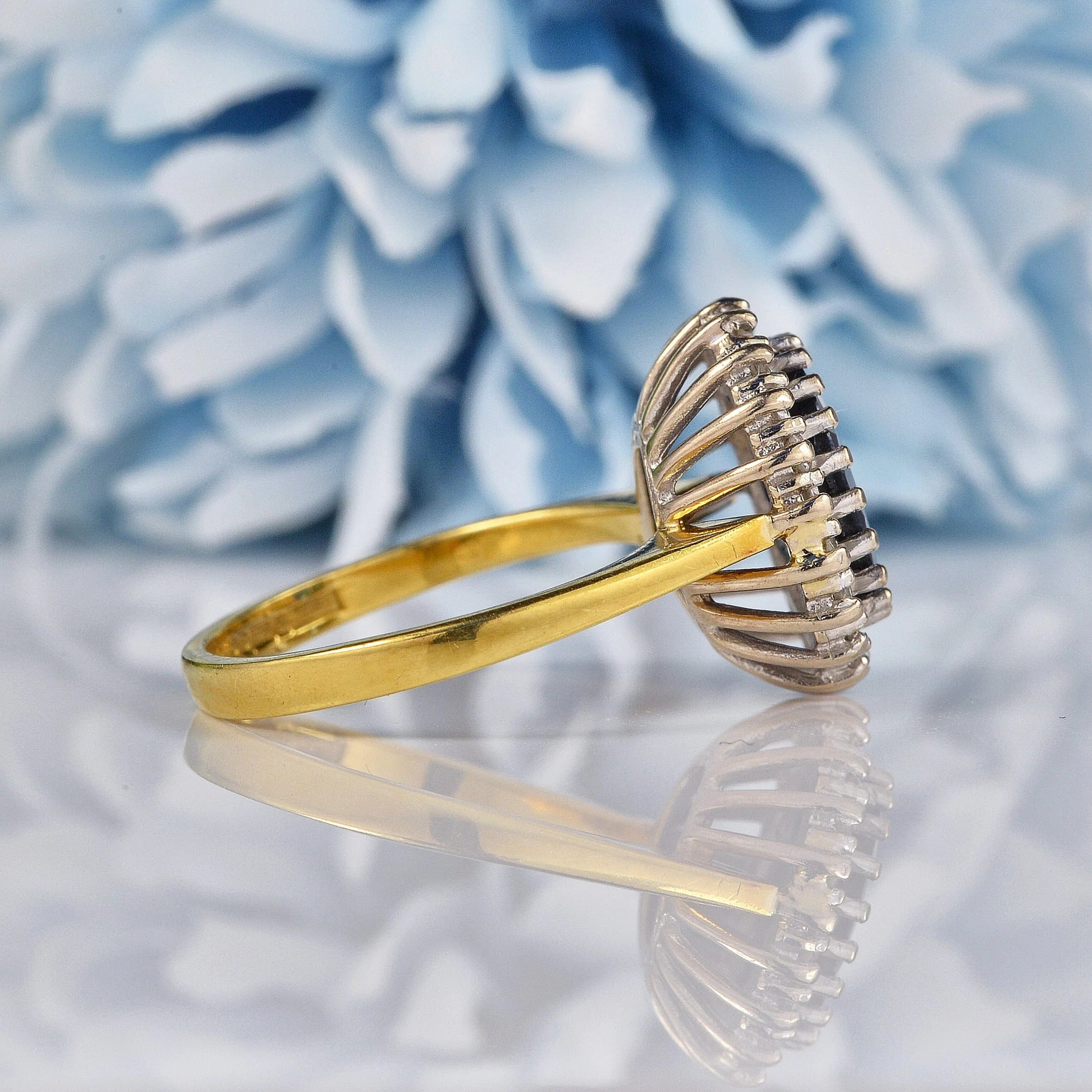 Ellibelle Jewellery Vintage 1990 Sapphire & Diamond 18ct Gold Cluster Ring (1.60ct)