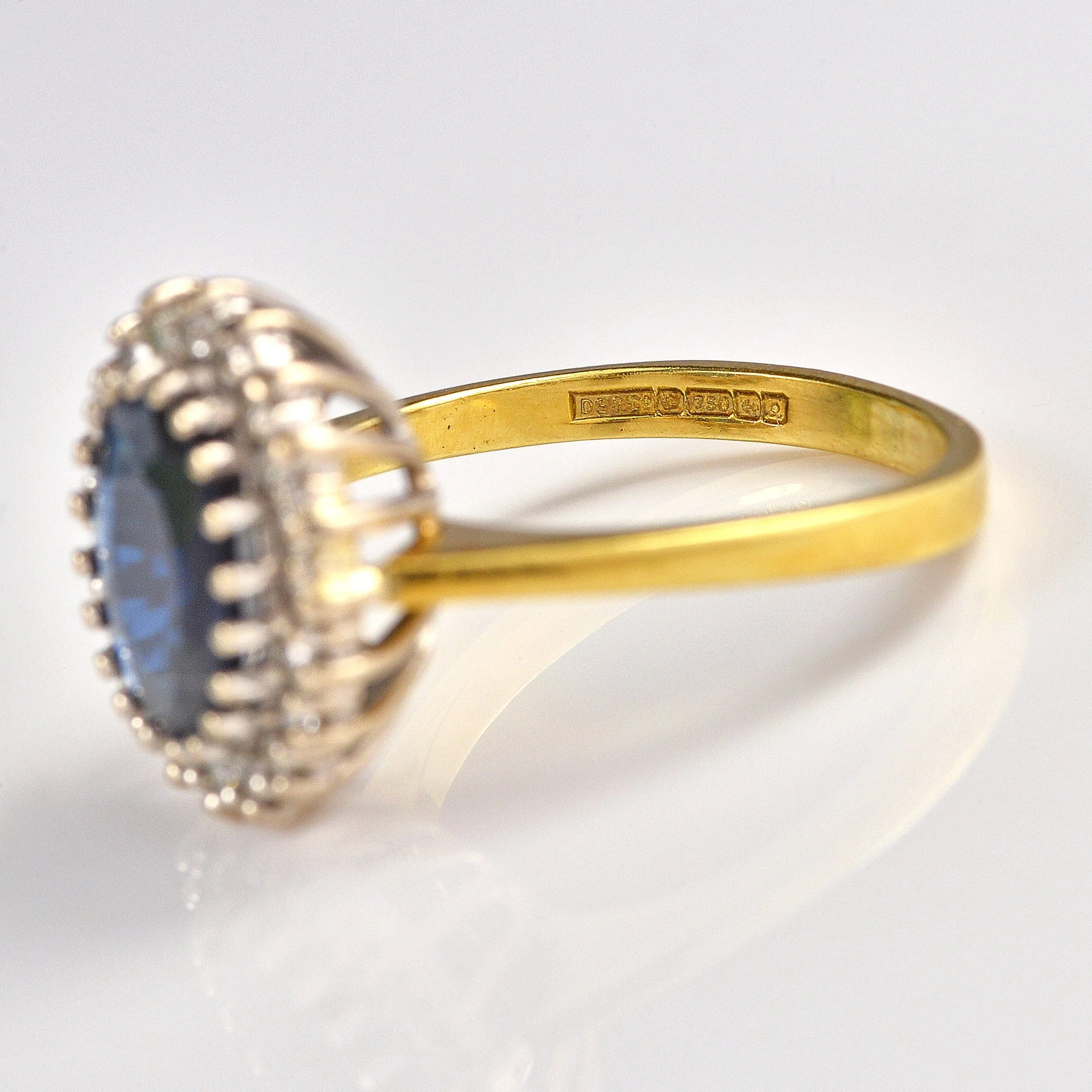 Ellibelle Jewellery Vintage 1990 Sapphire & Diamond 18ct Gold Cluster Ring (1.60ct)