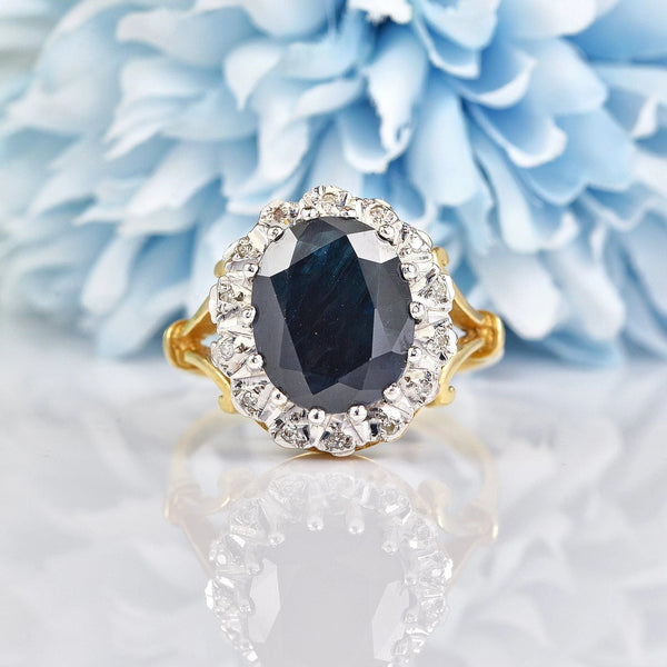 Ellibelle Jewellery VINTAGE 1990S SAPPHIRE & DIAMOND CLUSTER RING
