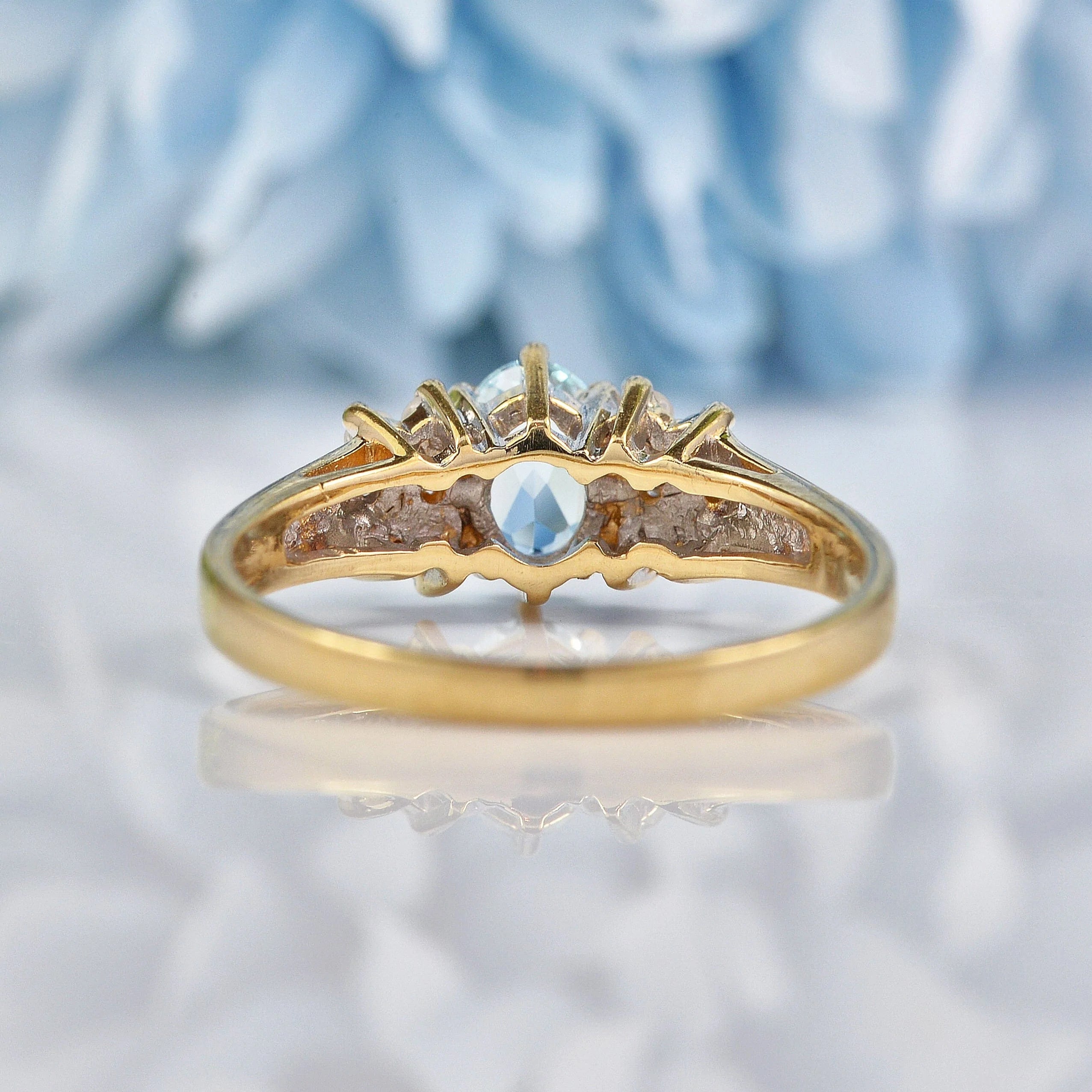 Ellibelle Jewellery Vintage 1991 Aquamarine & Diamond 9ct Gold Ring