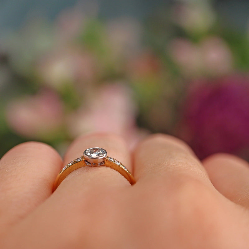Ellibelle Jewellery Vintage 1993 Diamond 18ct Gold Solitaire Engagement Ring (0.36cts)