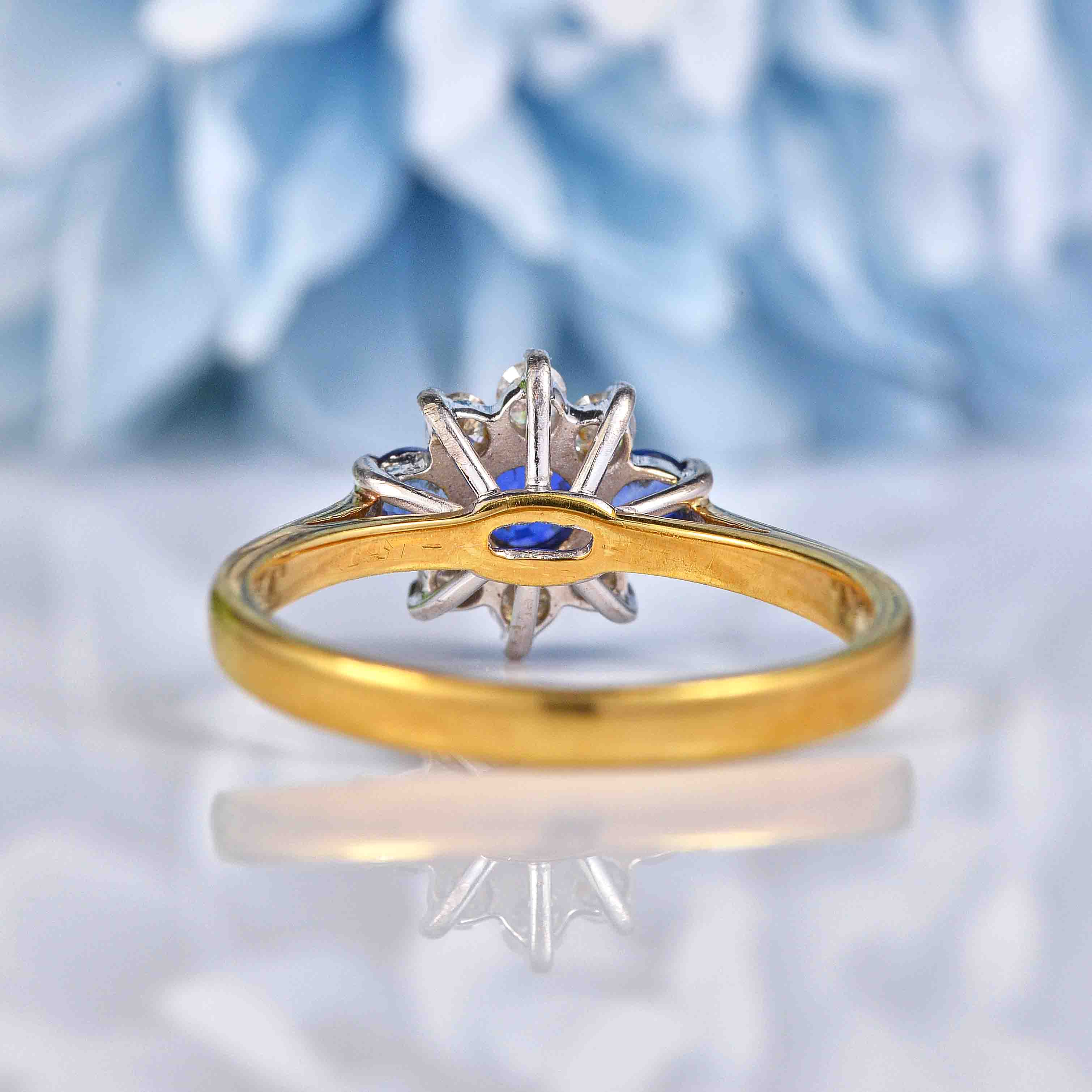 Ellibelle Jewellery Vintage 1995 Blue Sapphire & Diamond 18ct Gold Cluster Ring