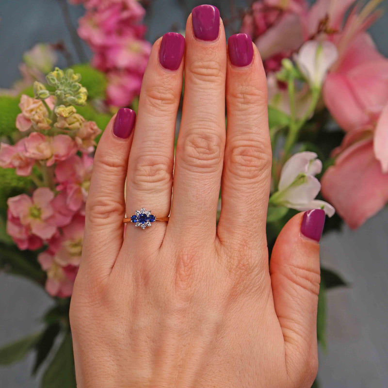 Ellibelle Jewellery Vintage 1995 Blue Sapphire & Diamond 18ct Gold Cluster Ring