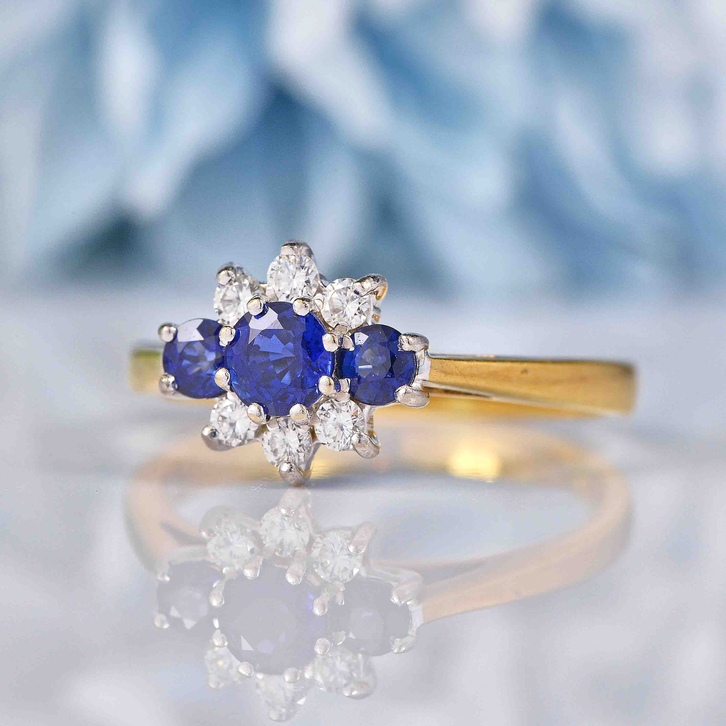 Ellibelle Jewellery Vintage 1995 Blue Sapphire & Diamond 18ct Gold Cluster Ring