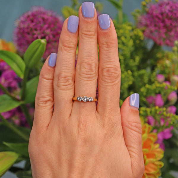 Ellibelle Jewellery Vintage 1996 Diamond Gold Three Stone Engagement Ring (0.50cts)