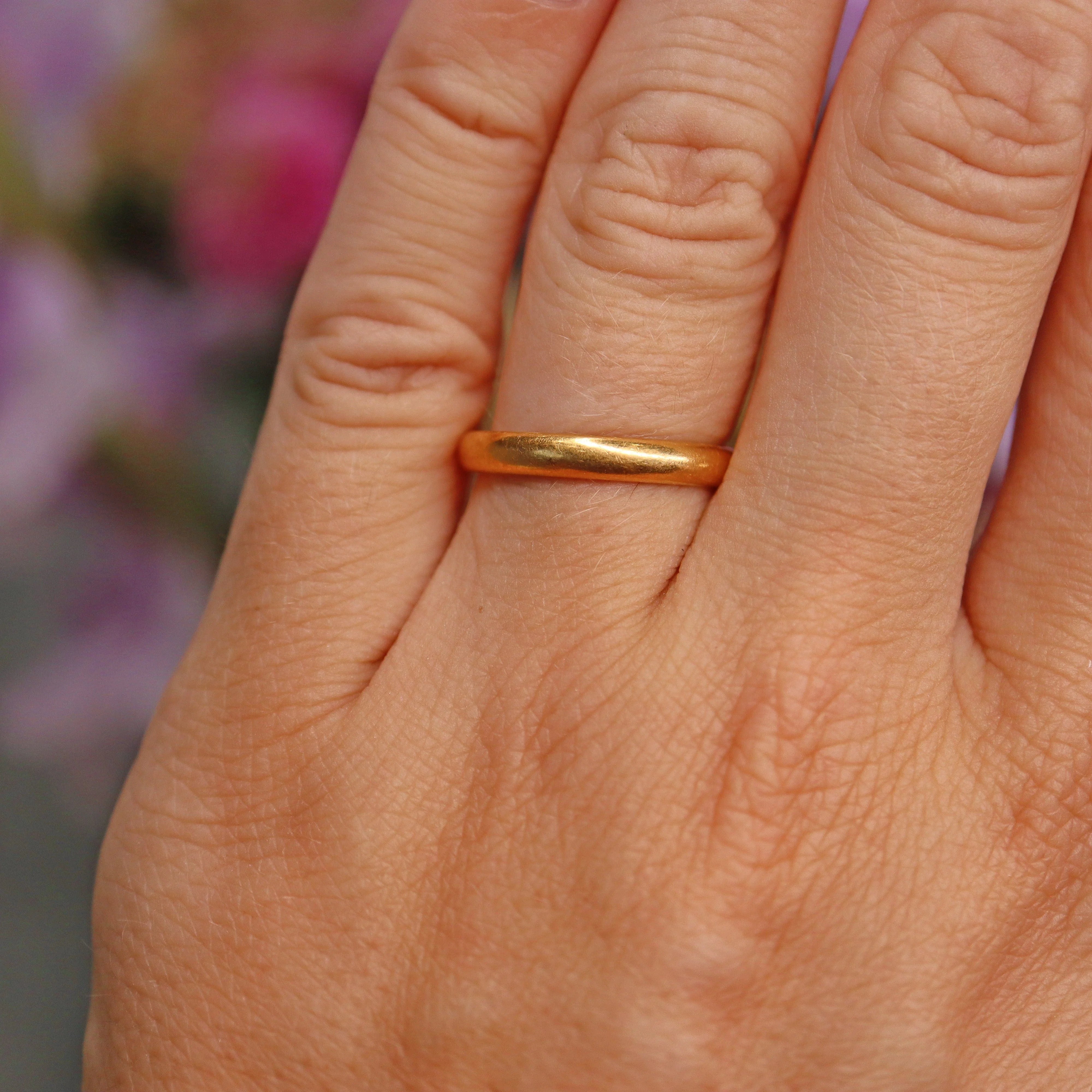 Ellibelle Jewellery Vintage 22ct Gold Wedding Band - London 1962 (4.4g)
