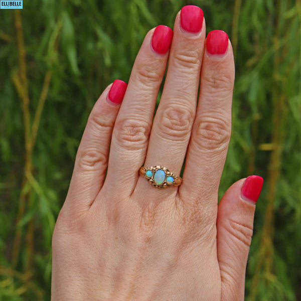 Ellibelle Jewellery VINTAGE 9CT GOLD OPAL THREE-STONE RING