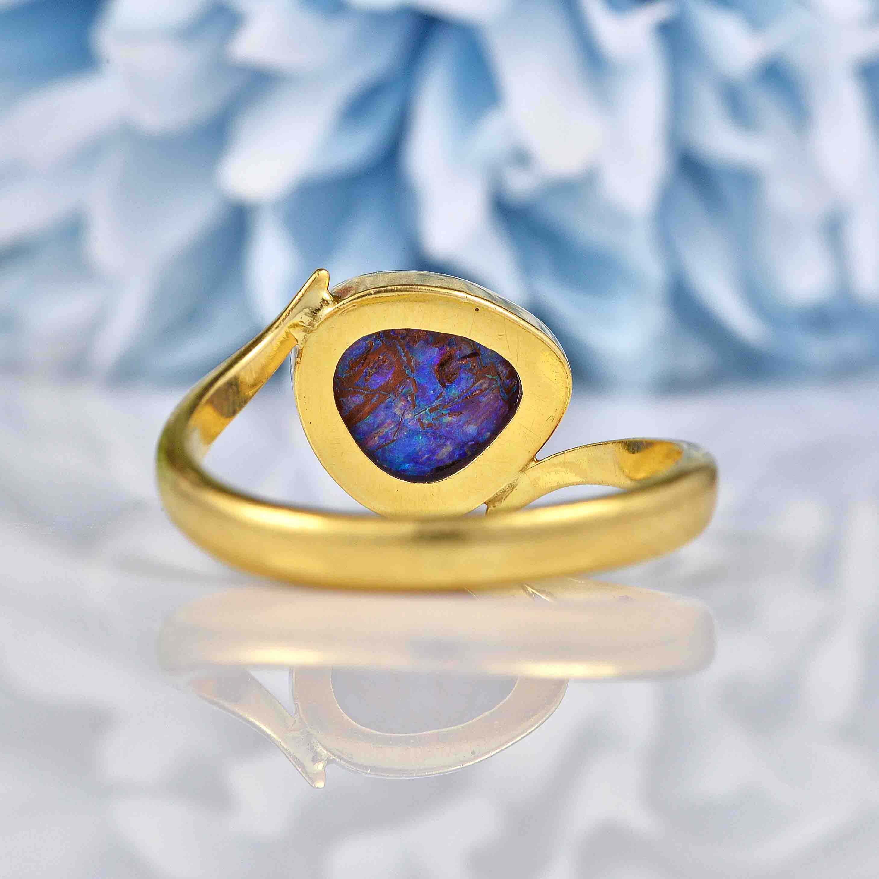 Ellibelle Jewellery Vintage Australian Black Opal 18ct Gold Ring
