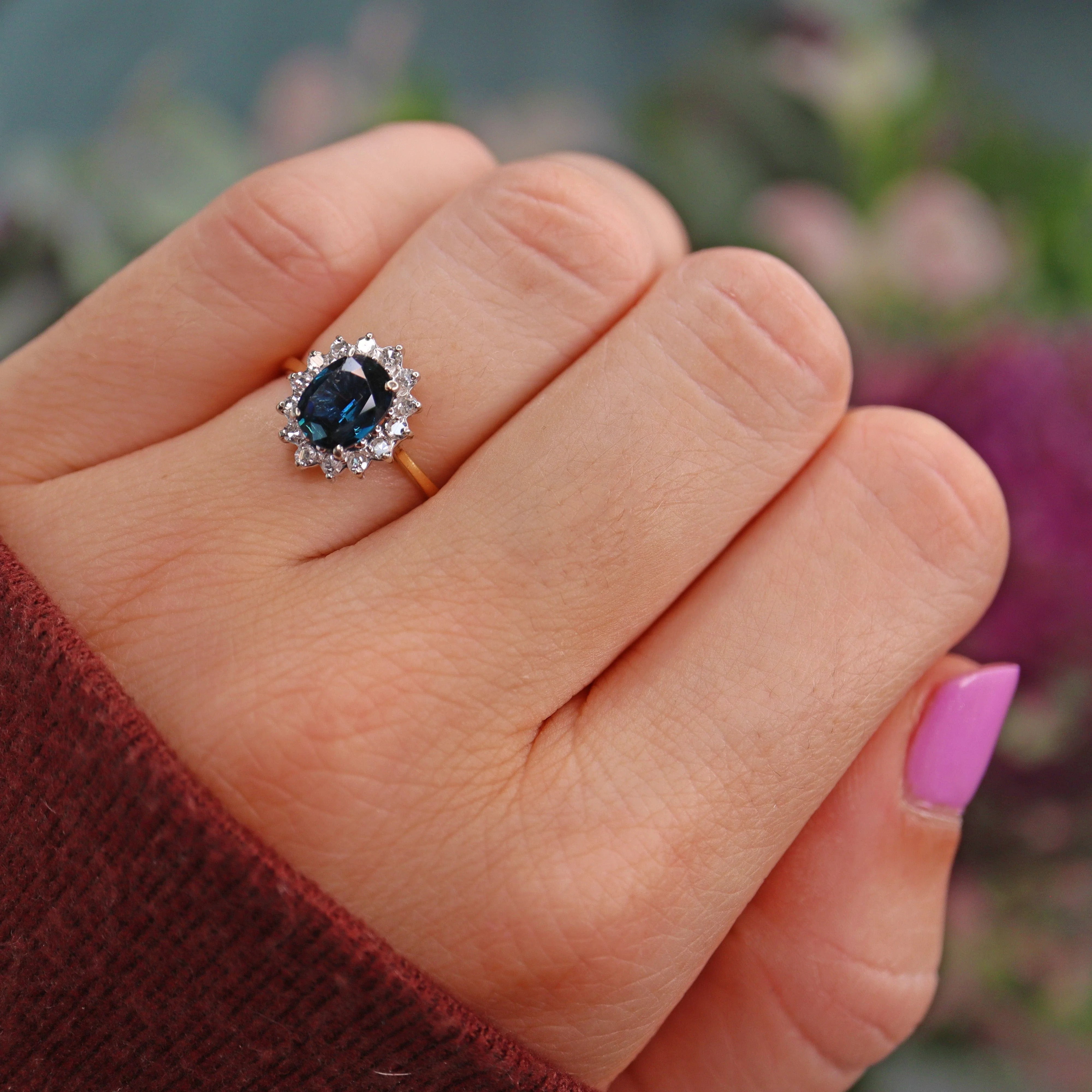 Ellibelle Jewellery Vintage Blue Sapphire & Diamond 18ct Gold Cluster Ring