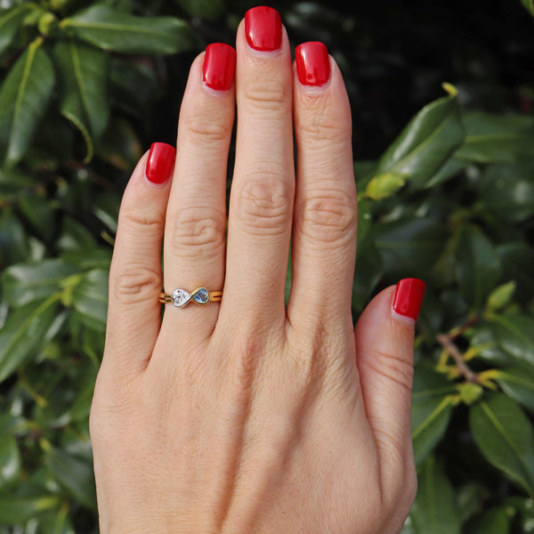 Ellibelle Jewellery Vintage Blue Topaz 18ct Gold Bow Ring