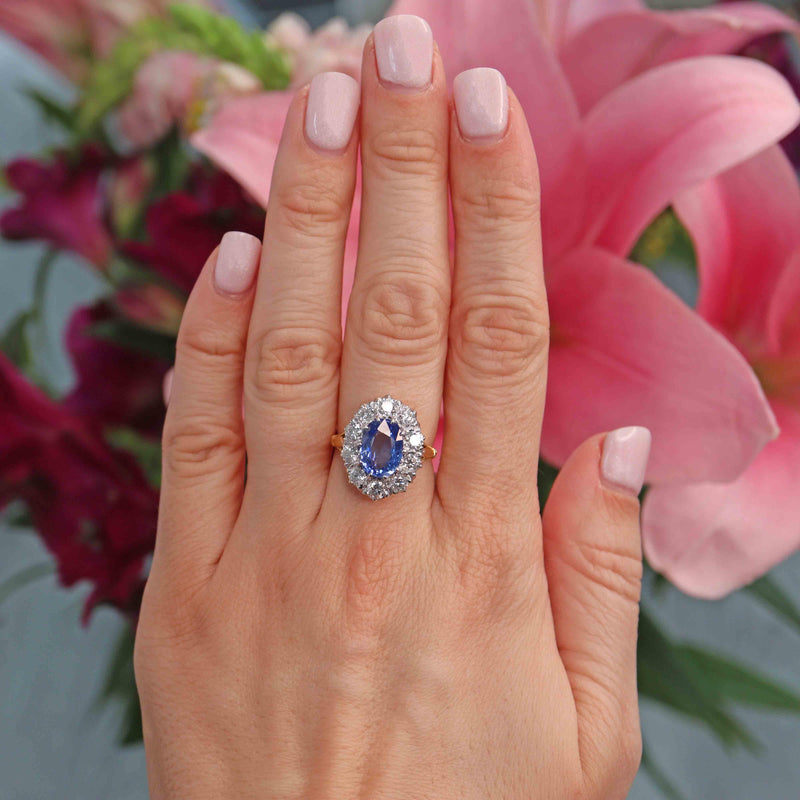 Ellibelle Jewellery Vintage Ceylon Sapphire & Diamond 18ct Gold Cluster Ring