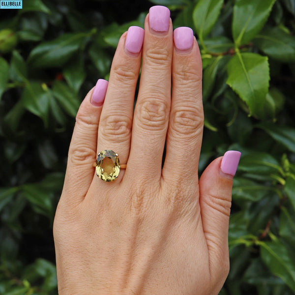 VINTAGE CITRINE 9CT GOLD SOLITAIRE DRESS RING