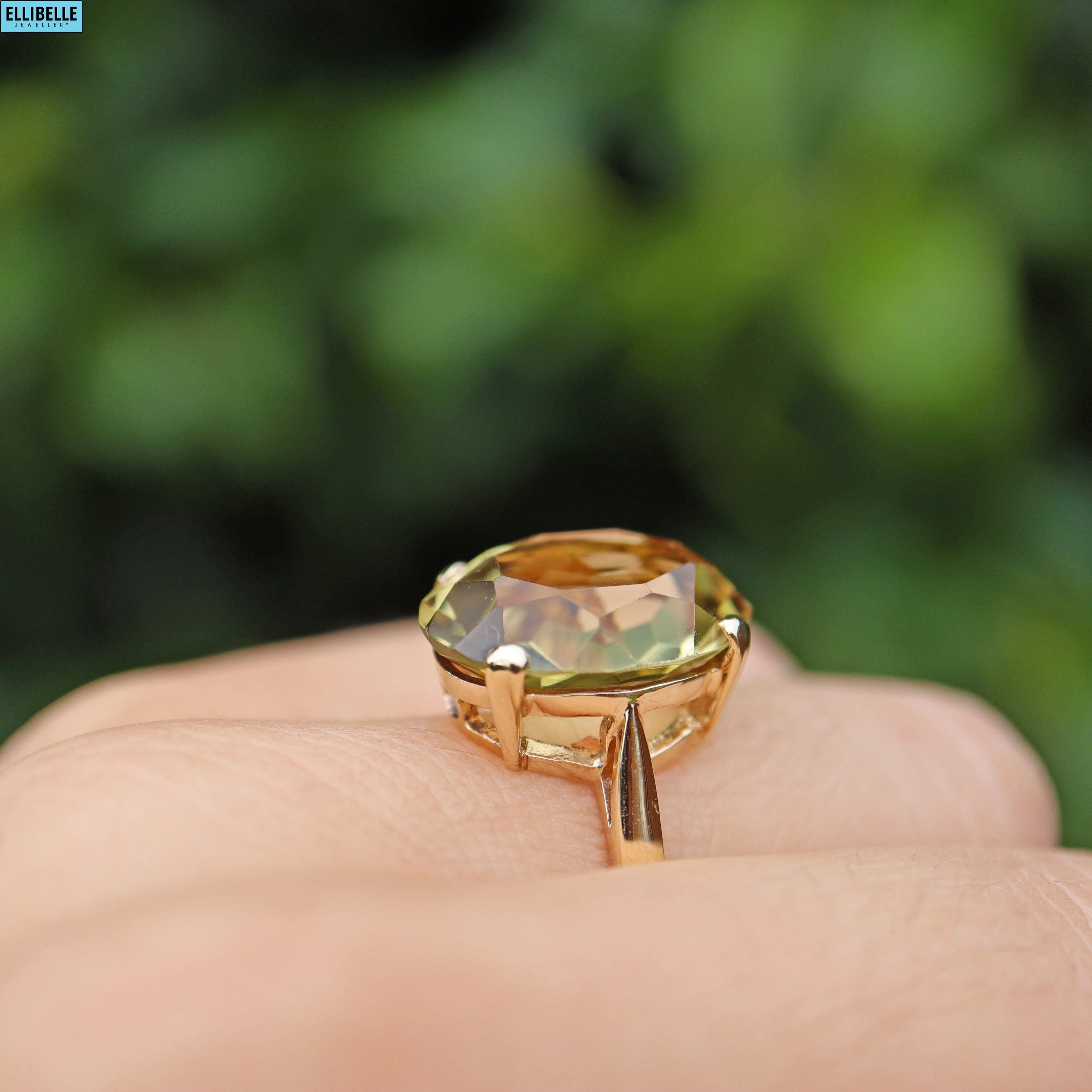 VINTAGE CITRINE 9CT GOLD SOLITAIRE DRESS RING