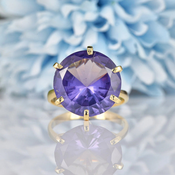 Ellibelle Jewellery Vintage Colour Change Sapphire Gold Cocktail Ring