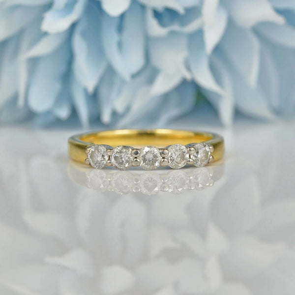 VINTAGE DIAMOND 18CT GOLD FIVE-STONE RING