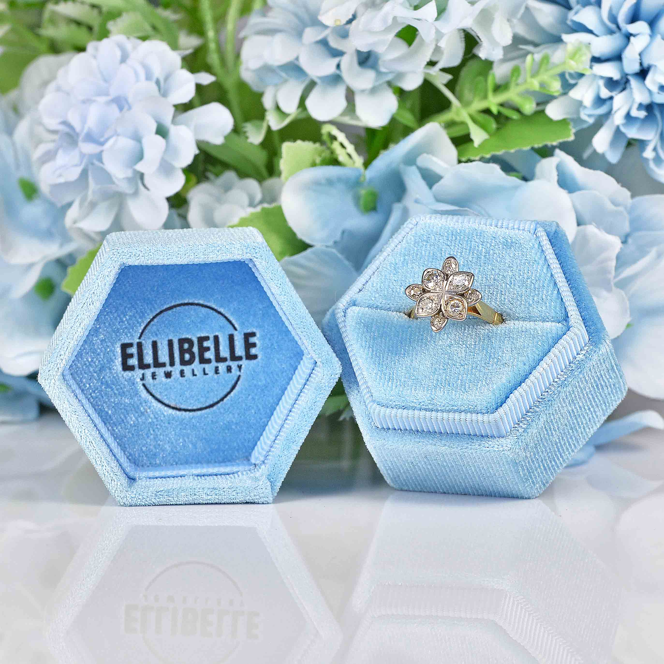 Ellibelle Jewellery Vintage Diamond 18ct Gold Flower Cluster Ring (0.60ct)