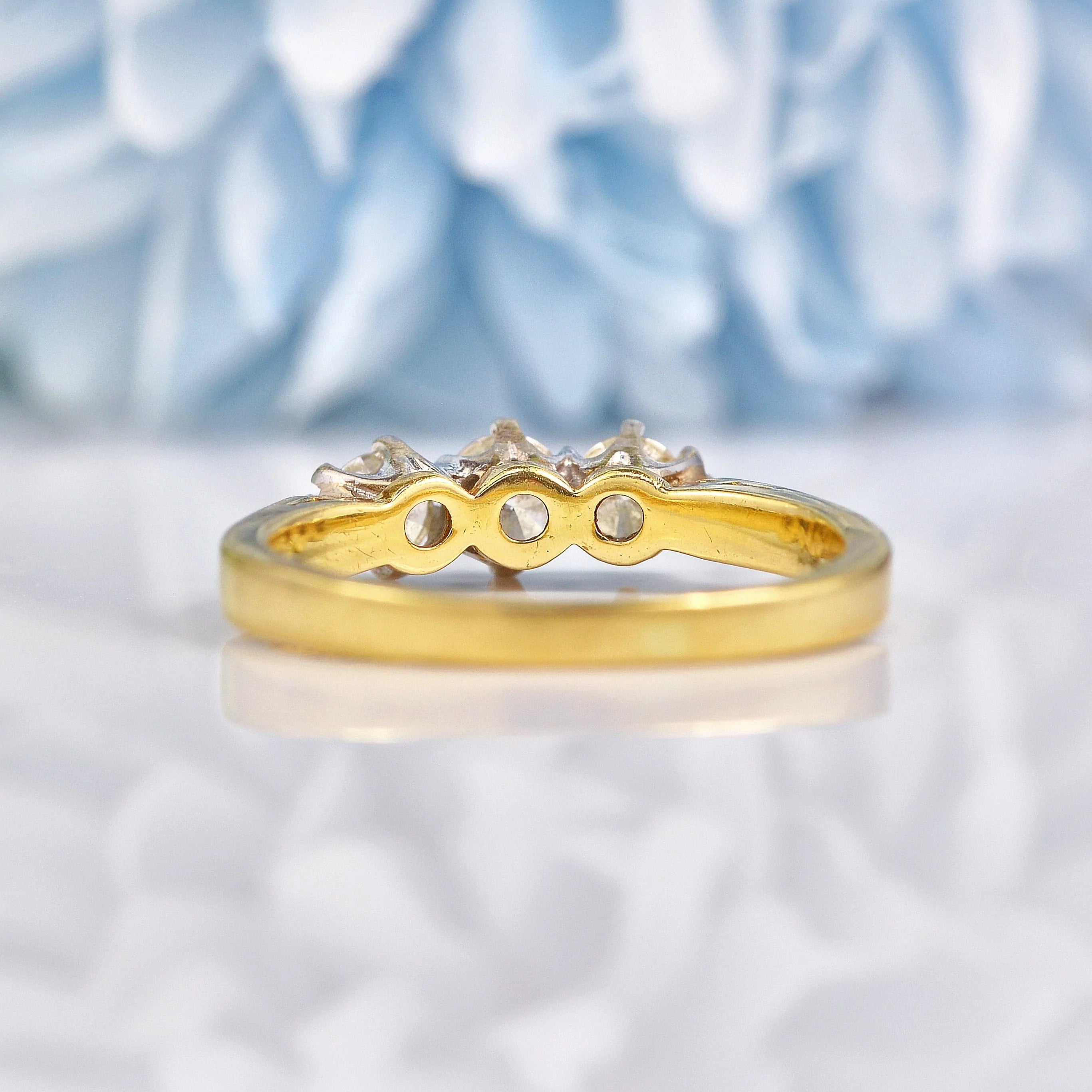 Ellibelle Jewellery Vintage Diamond 18ct Gold Three Stone Engagement Ring (0.50ct)