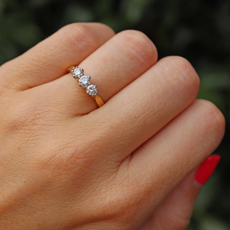 Ellibelle Jewellery Vintage Diamond 18ct Gold Three Stone Engagement Ring (0.50ct)