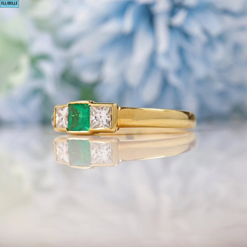 VINTAGE EMERALD & DIAMOND 18CT GOLD TRILOGY RING