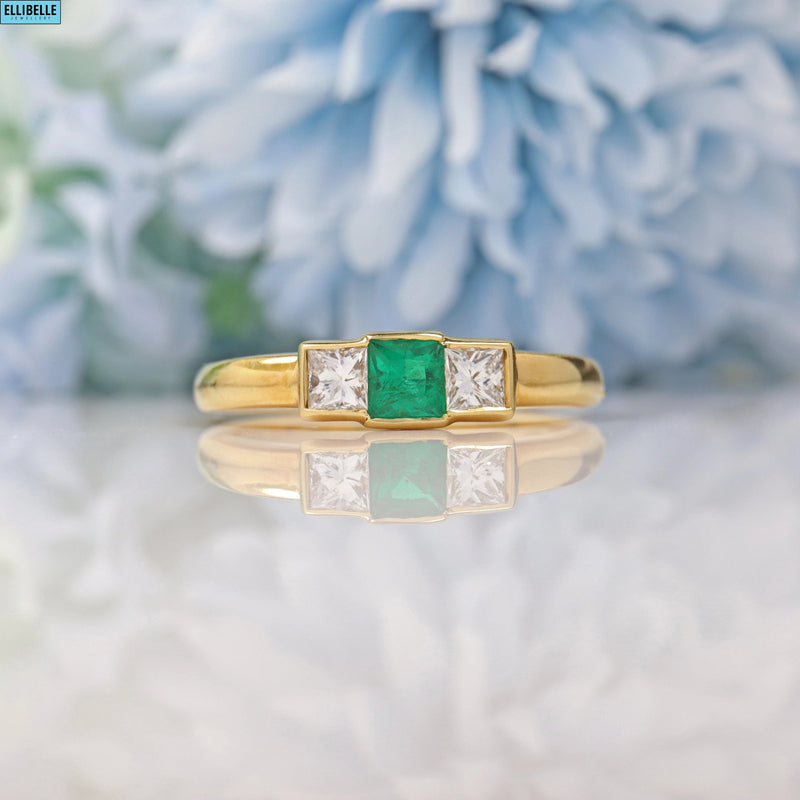 VINTAGE EMERALD & DIAMOND 18CT GOLD TRILOGY RING