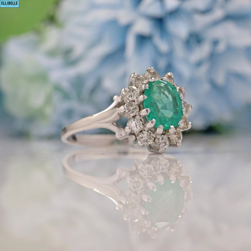 VINTAGE EMERALD & DIAMOND 18CT WHITE GOLD CLUSTER RING