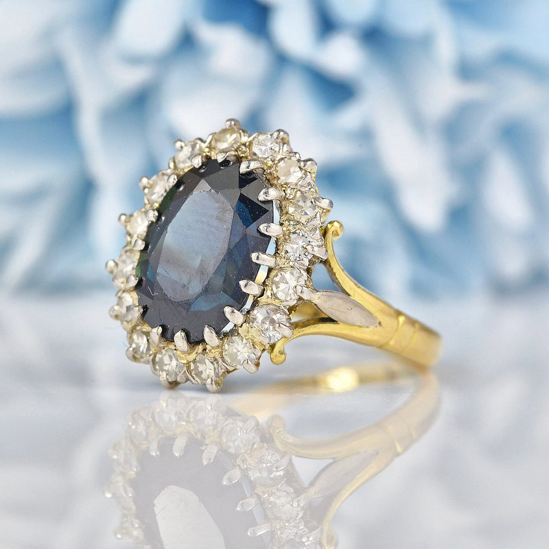 Ellibelle Jewellery Vintage Natural Sapphire & Diamond 18ct Gold Cluster Ring (3.10ct)