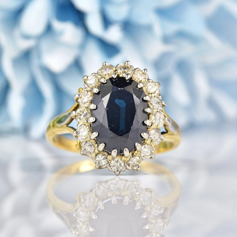 Ellibelle Jewellery Vintage Natural Sapphire & Diamond 18ct Gold Cluster Ring (3.10ct)