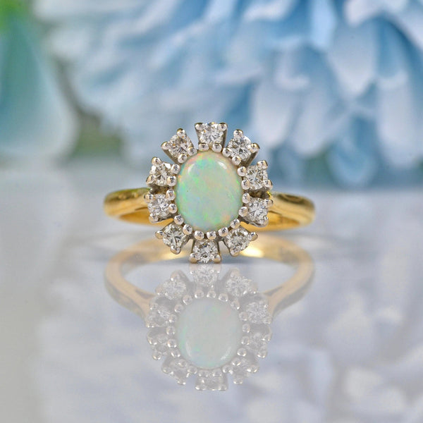 VINTAGE OPAL & DIAMOND 18CT GOLD DAISY CLUSTER RING