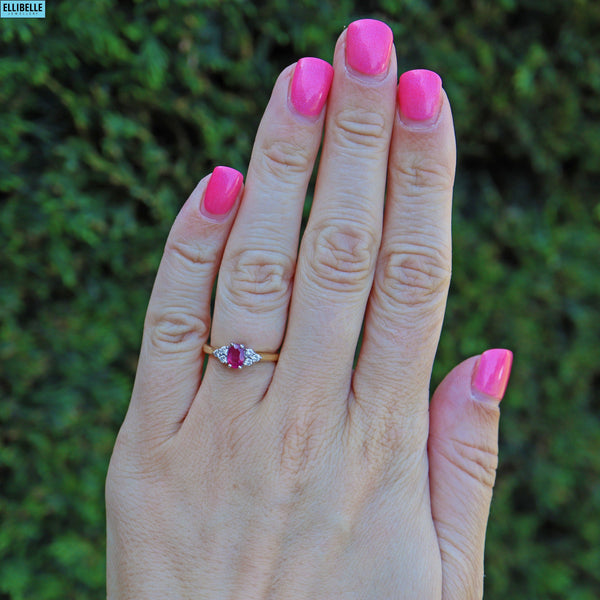 VINTAGE RUBY & DIAMOND 18CT GOLD RING
