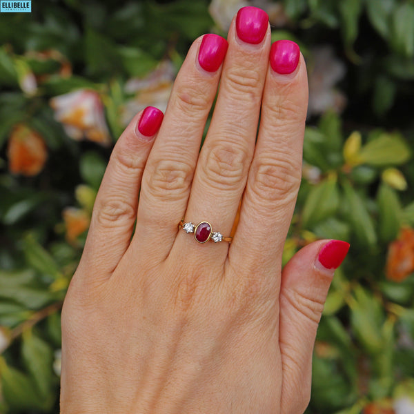 Vintage Ruby & Diamond 18ct Gold Three Stone Trilogy Ring