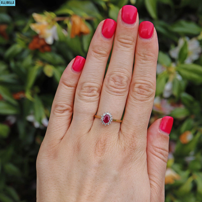 Ellibelle Jewellery VINTAGE RUBY & DIAMOND 9CT GOLD CLUSTER RING