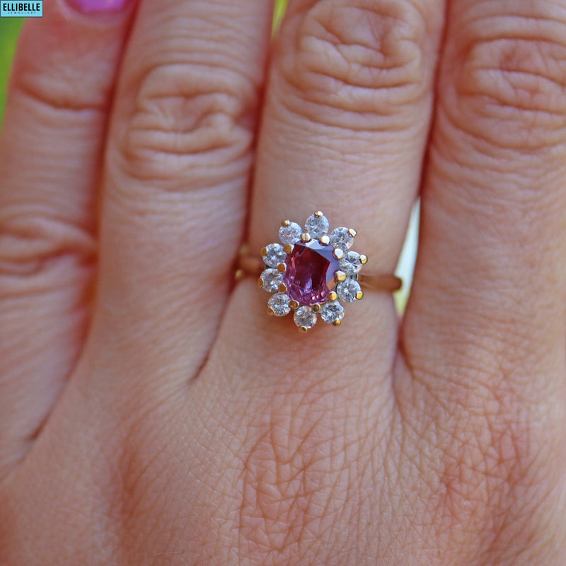 VINTAGE RUBY & DIAMOND 9CT GOLD HALO CLUSTER RING - 1982 
