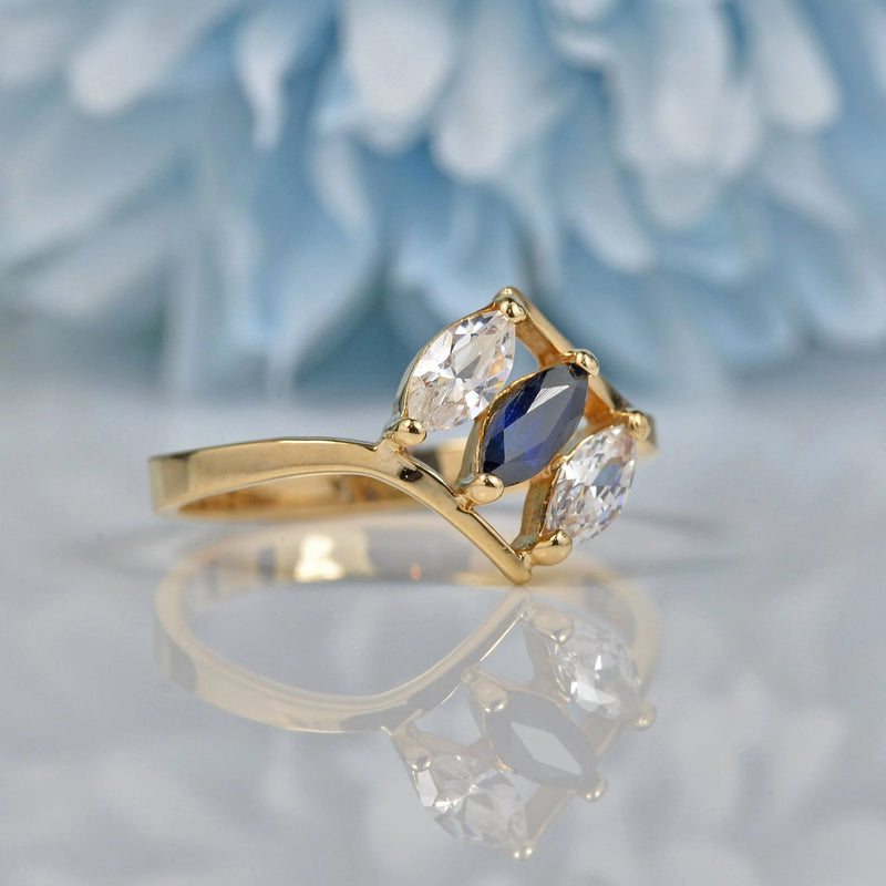 Ellibelle Jewellery VINTAGE SAPPHIRE & CUBIC ZIRCONIA 9CT GOLD RING
