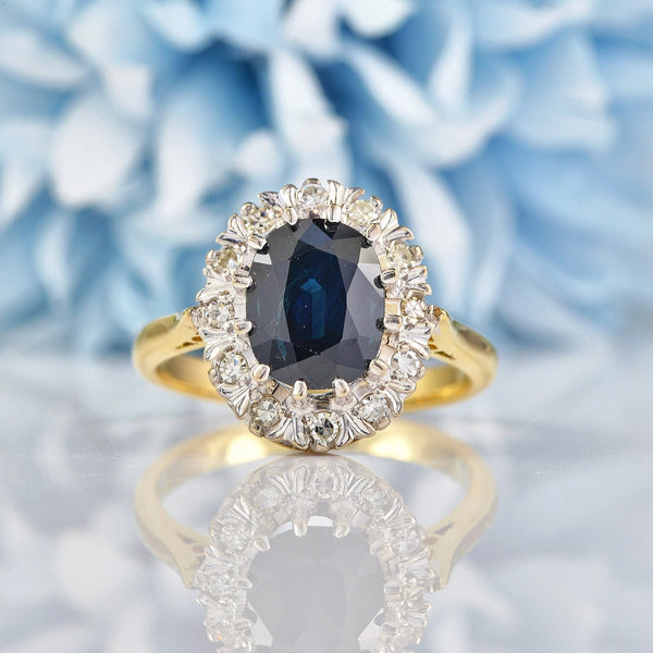 Ellibelle Jewellery Vintage Sapphire & Diamond 18ct Gold Cluster Ring (2.40ct)