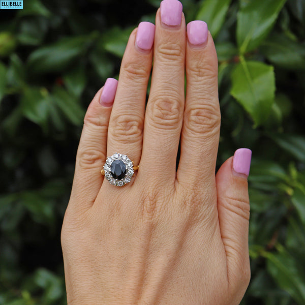 VINTAGE SAPPHIRE & DIAMOND 18CT GOLD CLUSTER RING